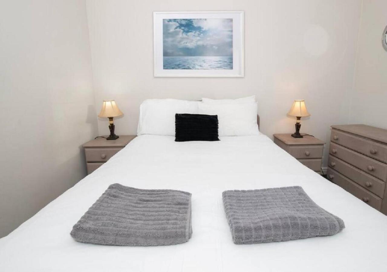 Cormorant - Beautiful 2 Bed Apartment With Sea Views Old Town Scarborough Esterno foto